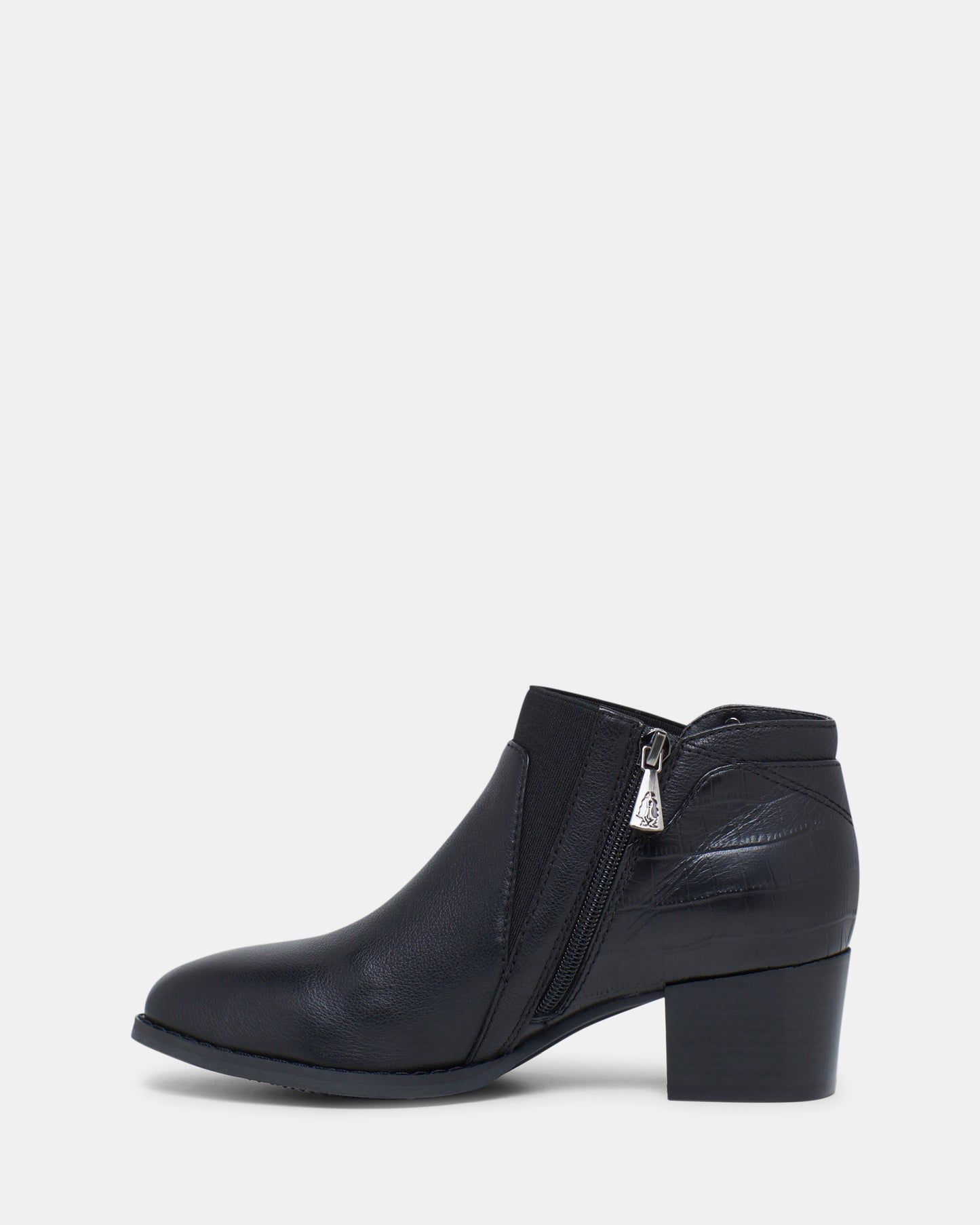 Cayman Black/Black