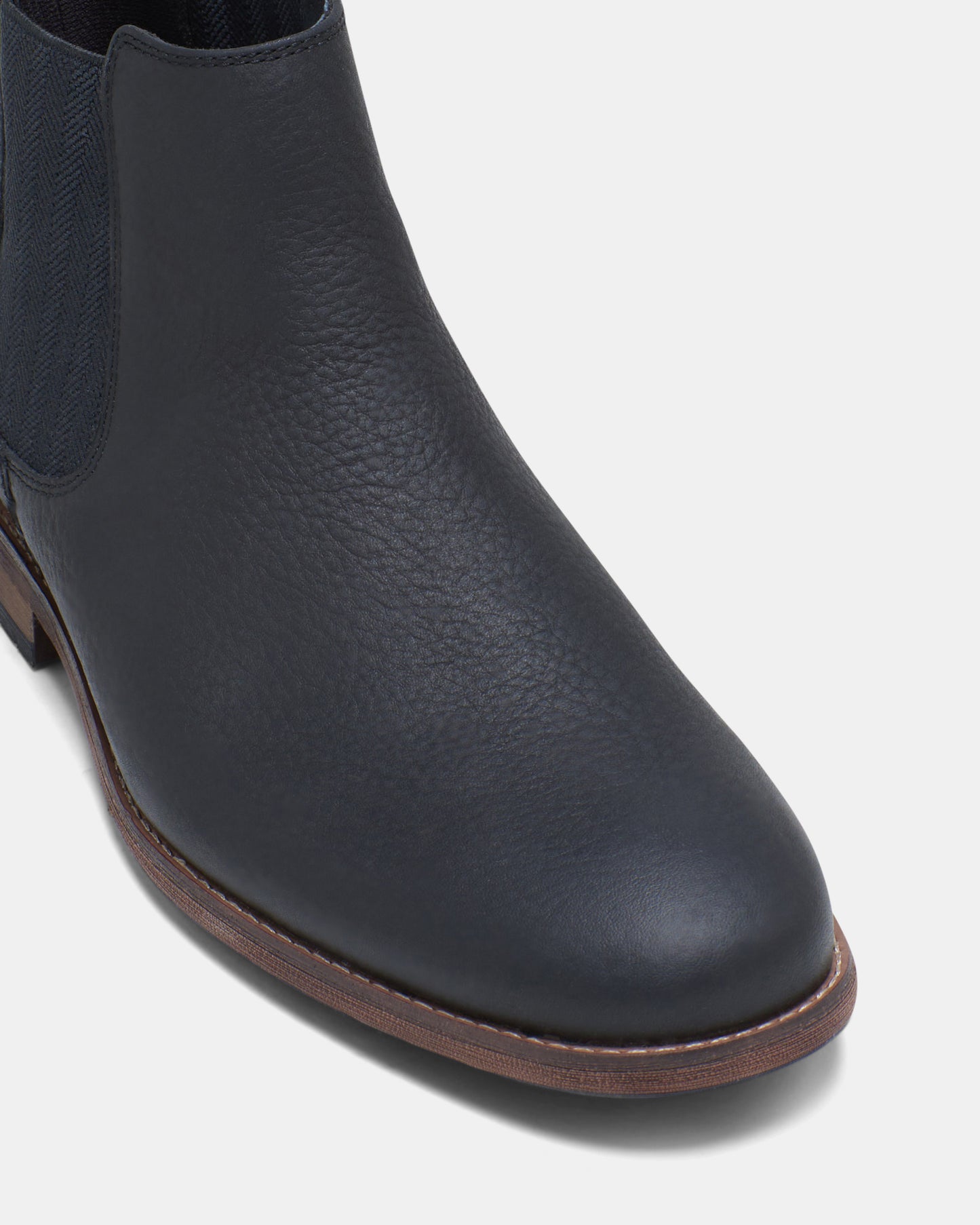 Fin Black Pebble