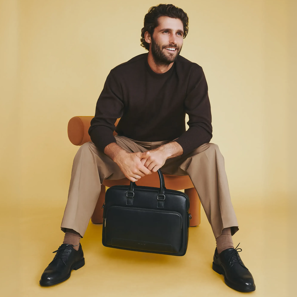 Hush Puppies AU Image