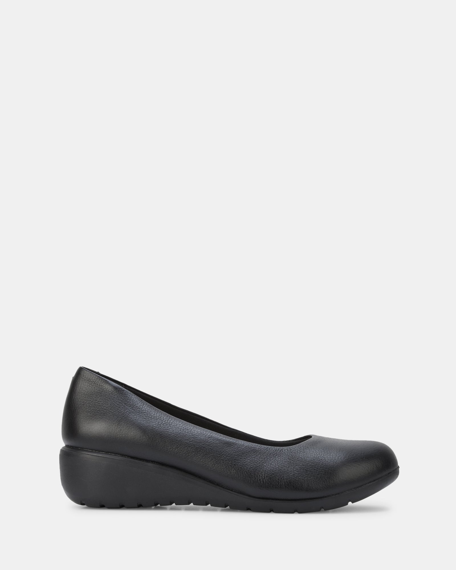 Buy Dylan Black Hush Puppies AU - Main Image