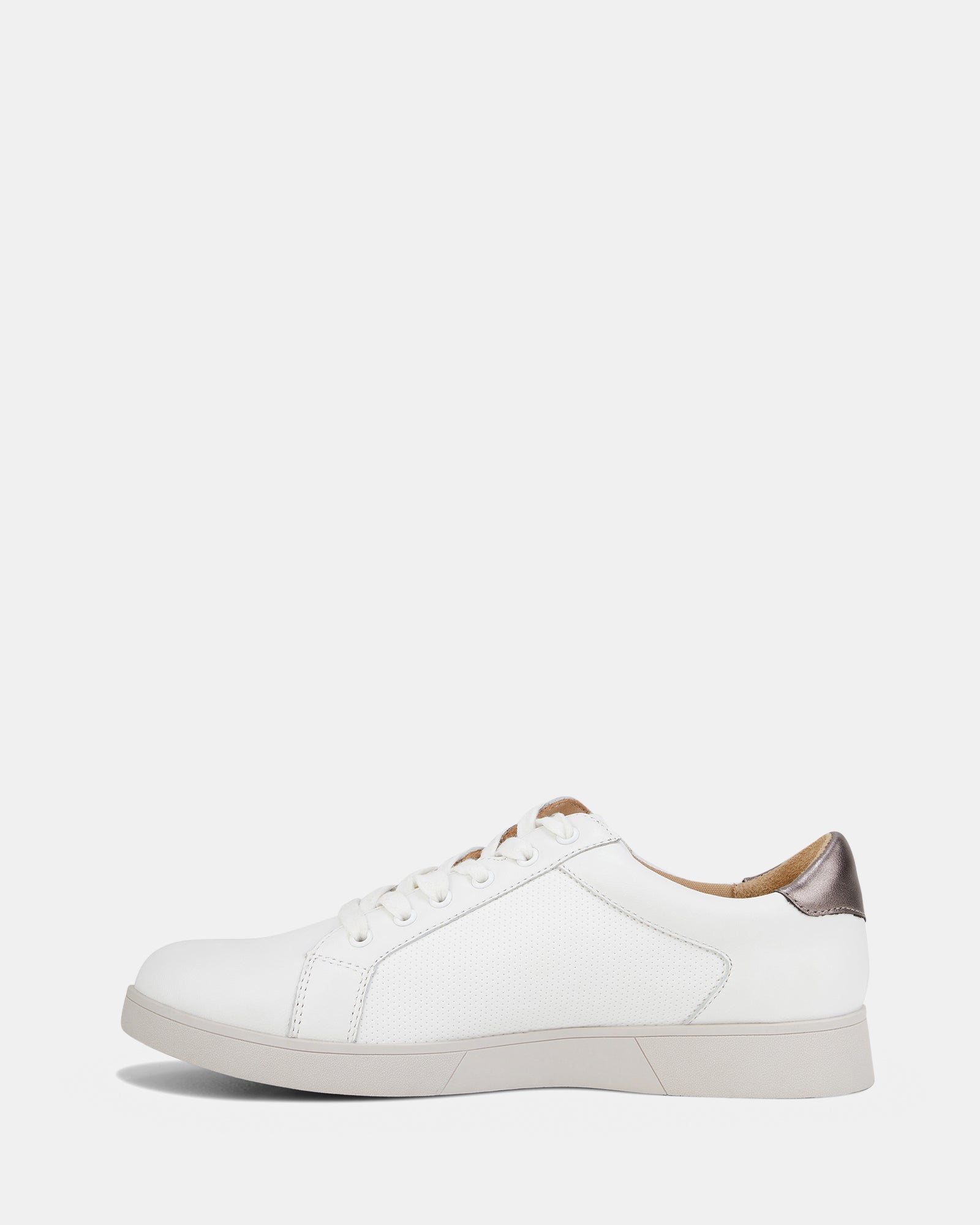 Hush puppies white shoes hotsell